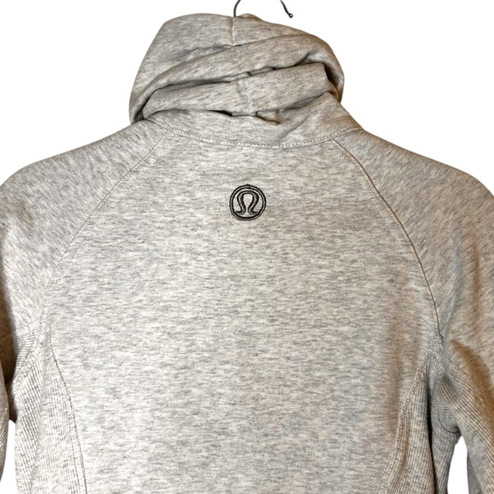 Lululemon Cuddle Up Jacket - Picture 12 of 16